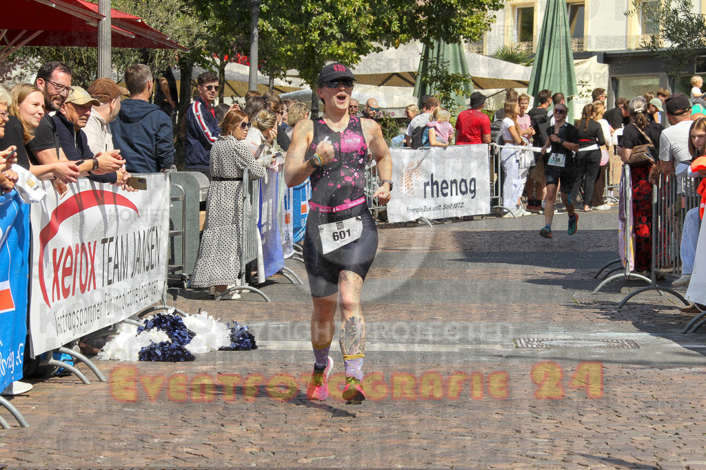 250824_1449_EV4_2244 | Sportfotografie im Rhein-Sieg Kreis, Köln, Bonn, NRW, Rheinland Pfalz, Hessen, etc. Unser Tätigkeitsfeld umfasst den Laufsport vom Volkslauf über den Marathon, Duathlon, Triathon bis zum Ultralauf wie Kölnpfad Ultra oder Schindertrail.