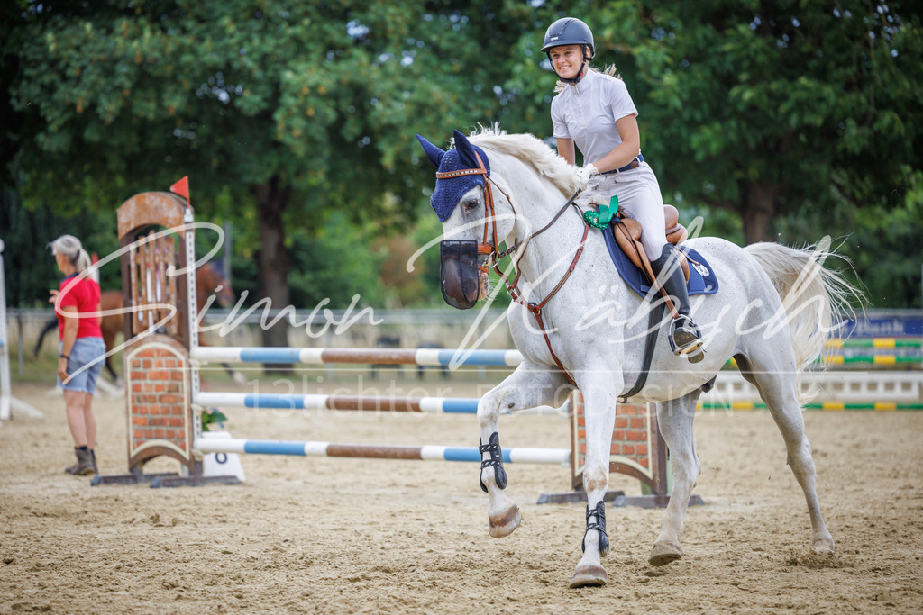 20260705-_3LI5721 | Tierfotografie Pferde, Hunde, Katzen, Haustiere.
Turnierfotografie Reitturniere, Reiten, Springreiten, Dressur in Hanau, dem Main-Kinzig-Kreis und dem Rhein-Main- Gebiet um Frankfurt