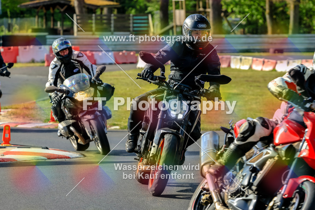 _OTO1212 | Hier findet Ihr Bilder von Touristenfahrten auf der Nürburgring Nordschleife oder von anderen Veranstaltungen die ich besucht habe. Viel Spass beim Durch Schauen 