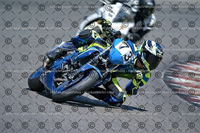 25bt04-1134 | markuskiefer.com - Realisiert mit Pictrs.com