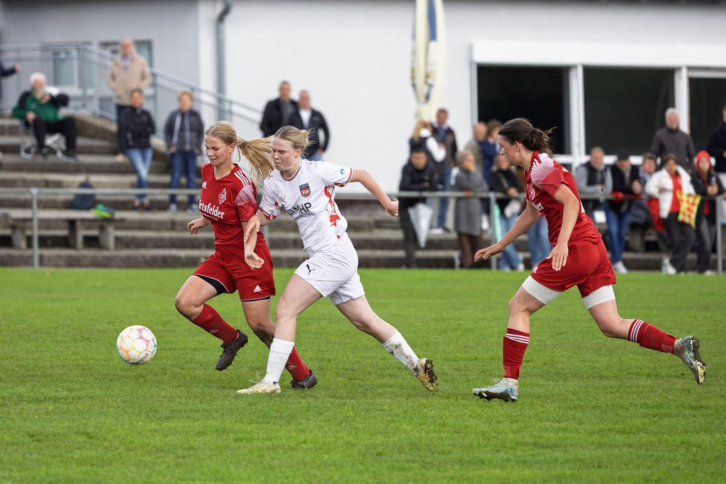 HÄRFCH_250914_0521 | FC Härtsfeld 03 vs. 1.FC Heidenheim 1846 II, Fußball, Frauen, Bezirksliga, 2025/2026, 1. Spieltag, 14.09.2025 in Dischingen(Foto: Michael Bulling) - Realisiert mit Pictrs.com