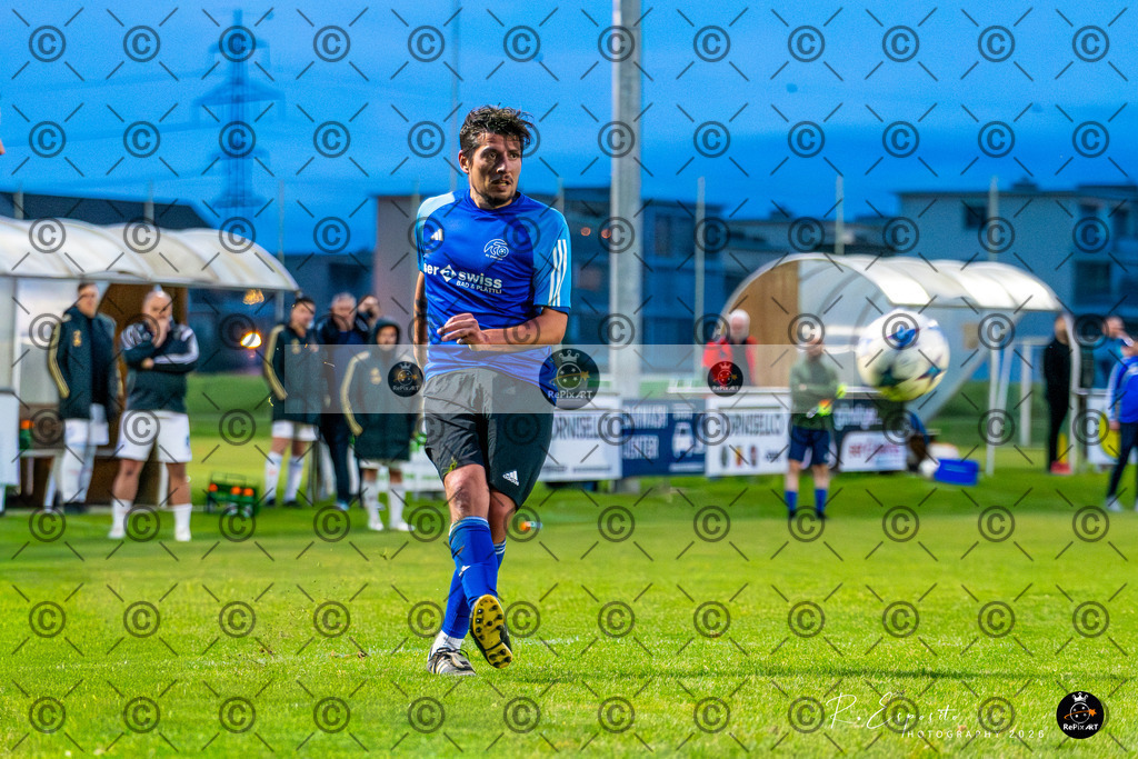 20260504_FCO-30_vs_FCM_048-108 | Sport und Naturfotografie von Roberto Esposito zeigt echte Momente Bewegung und die Schönheit der Natur. Ausdrucksstarke Bilder schaffen Emotionen.