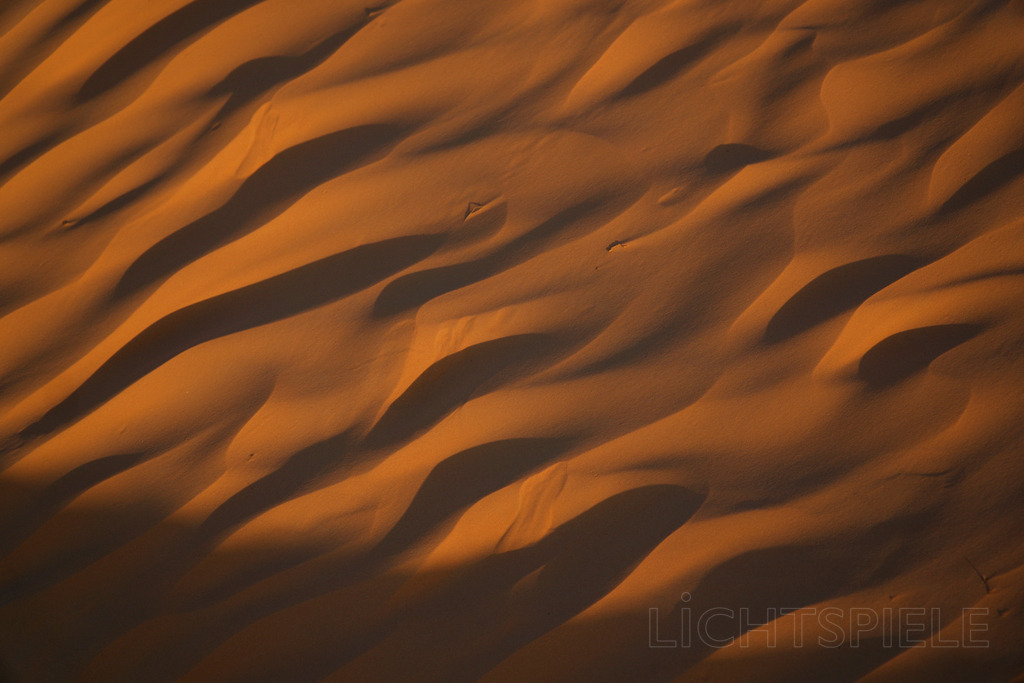 Sand 02 | Wüstensand im Abendlicht - Realisiert mit Pictrs.com