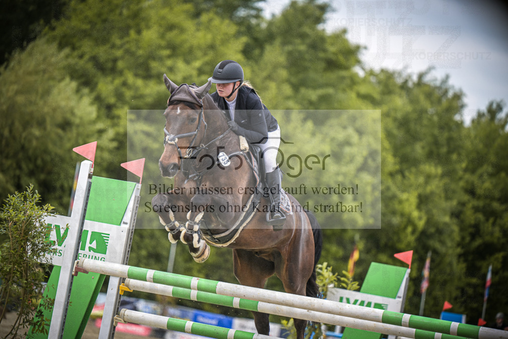 DOS_5634 | Entdecke hochwertige Reitturnierfotos von Foto Oger. Professionell, emotional und authentisch – jetzt Lieblingsmomente im Shop bestellen.Deutschlandweite Turnierfotografie. - Realisiert mit Pictrs.com