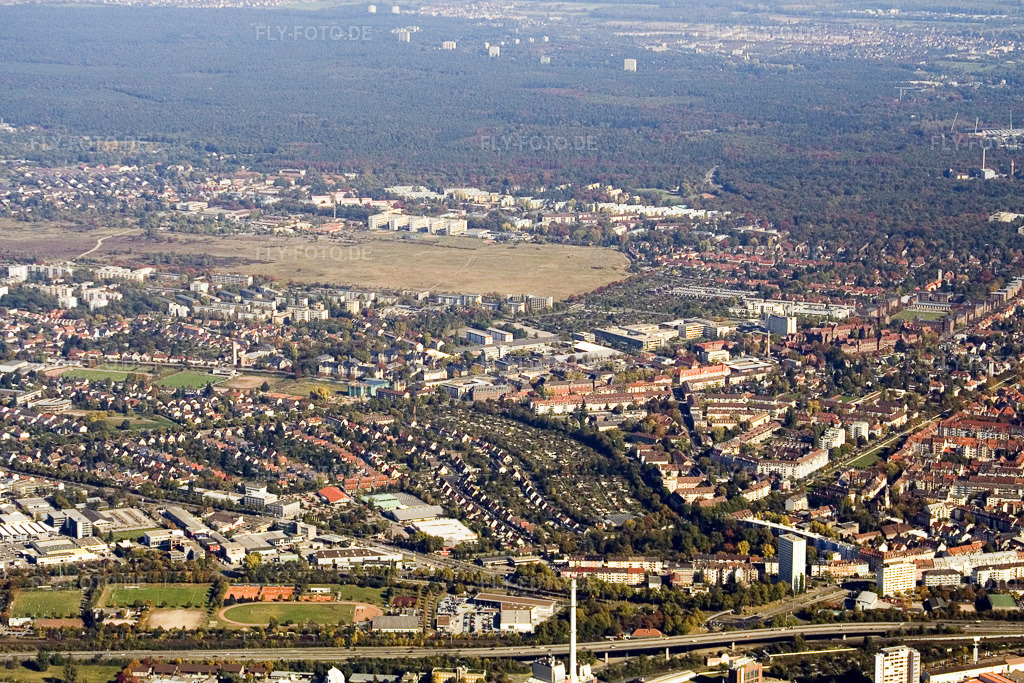 Luftbild: NW-Stadt im Ortsteil Mühlburg in Karlsruhe im Bundesland Baden-Württemberg in Deutschland. Foto: IMG_8711.jpg vom 14.10.2007 durch Werner Riehm/FLY-FOTO.de