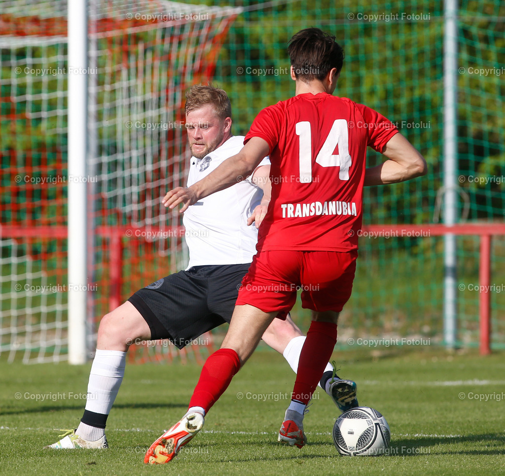 A_LUI_13042024_06 | SPORT ,FUSSBALL, LL OST ASKOE OEDT 1B-ATSV NEUZEUG 13.04..2024 IM BILD: LUKAS BRUNNMAYR (OEDT1B) UND FABIAN BICHLER (NEUZEUG) FOTO:FOTOLUI