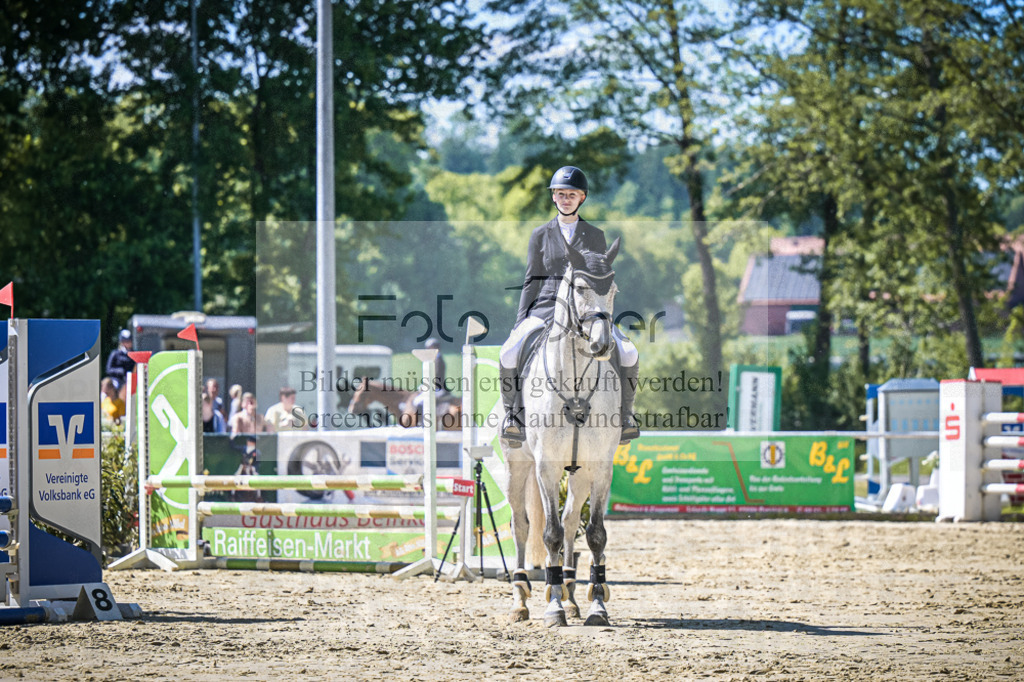 DOS_1182 | Entdecke hochwertige Reitturnierfotos von Foto Oger. Professionell, emotional und authentisch – jetzt Lieblingsmomente im Shop bestellen. - Realisiert mit Pictrs.com