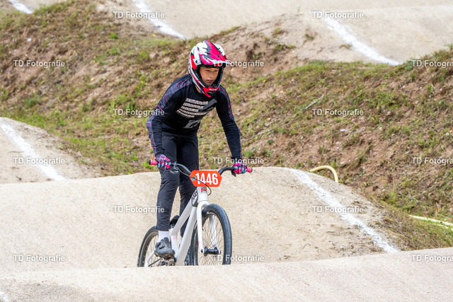 BayBMX2026-05414 | Fotogalerie von Thomas Dettweiler mit Eventbildern und lizenzfreien Fotos. Perfekt als Wandbild, für Büro, Website oder private Nutzung. - Realisiert mit Pictrs.com