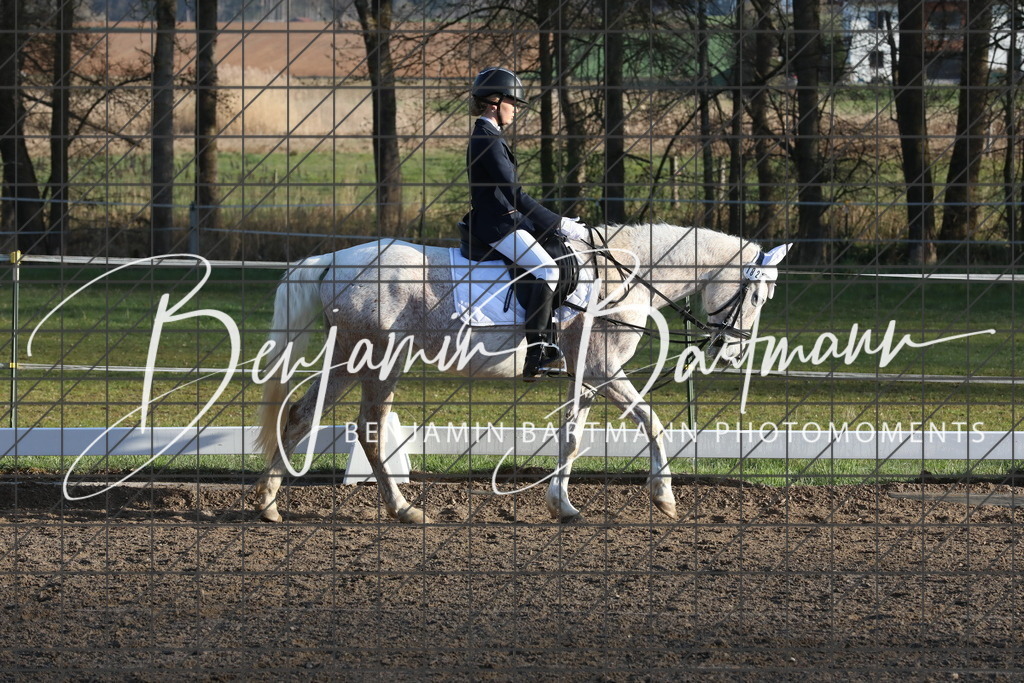 AZ2A2405 | Benjamin Bartmann Photomoments