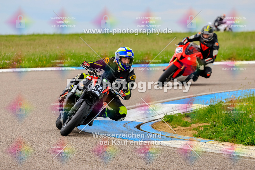 MotoTeam-2106 | Hier findet Ihr Bilder von Touristenfahrten auf der Nürburgring Nordschleife oder von anderen Veranstaltungen die ich besucht habe. Viel Spass beim Durch Schauen 