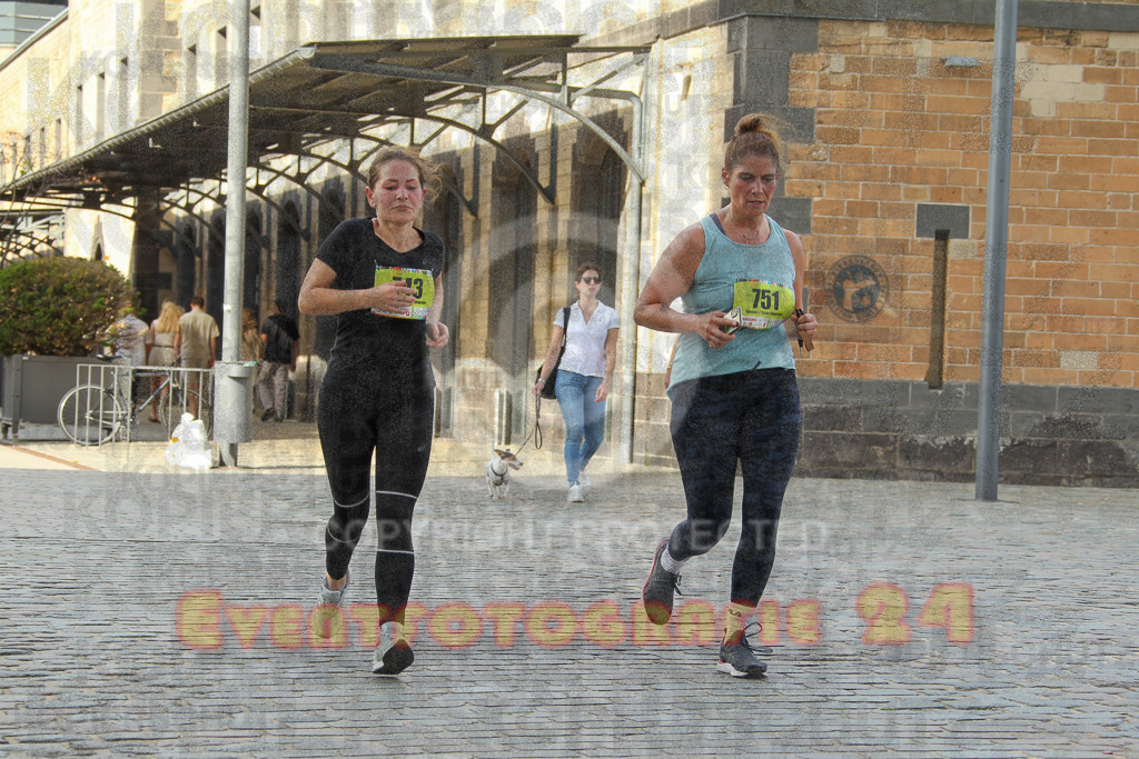 250920_1538_EV4_9364 | Sportfotografie im Rhein-Sieg Kreis, Köln, Bonn, NRW, Rheinland Pfalz, Hessen, etc. Unser Tätigkeitsfeld umfasst den Laufsport vom Volkslauf über den Marathon, Duathlon, Triathon bis zum Ultralauf wie Kölnpfad Ultra oder Schindertrail.