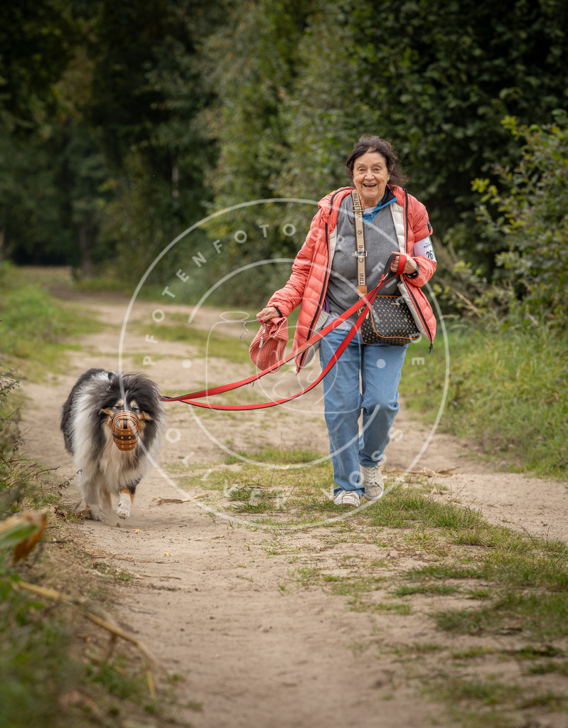 Pfotenfotografie_DV3A8356 | Hundefotografie, Tierfotograf, Pfotenfotografie, Fotoshooting Hund, Hunde Portrait, Hundesport, Hundeportraits, Heideshooting, Hunde, Sportfotograf, Hundefotograf, Turnierhundsport, THS,  - Realisiert mit Pictrs.com