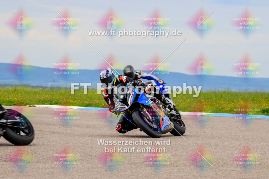 MotoTeam-2781 | Hier findet Ihr Bilder von Touristenfahrten auf der Nürburgring Nordschleife oder von anderen Veranstaltungen die ich besucht habe. Viel Spass beim Durch Schauen 