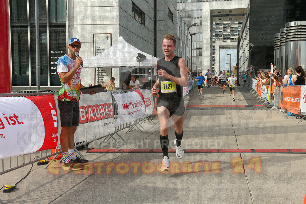 250920_1527_EX1_9473 | Sportfotografie im Rhein-Sieg Kreis, Köln, Bonn, NRW, Rheinland Pfalz, Hessen, etc. Unser Tätigkeitsfeld umfasst den Laufsport vom Volkslauf über den Marathon, Duathlon, Triathon bis zum Ultralauf wie Kölnpfad Ultra oder Schindertrail.