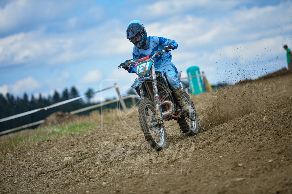Lady (160) | Paeschuphoto Shop - Wer nicht sucht der auch nicht findet.Ob Motocrossbilder oder von einem besuchtem Spiel, Hauptsache Action. - Realisiert mit Pictrs.com