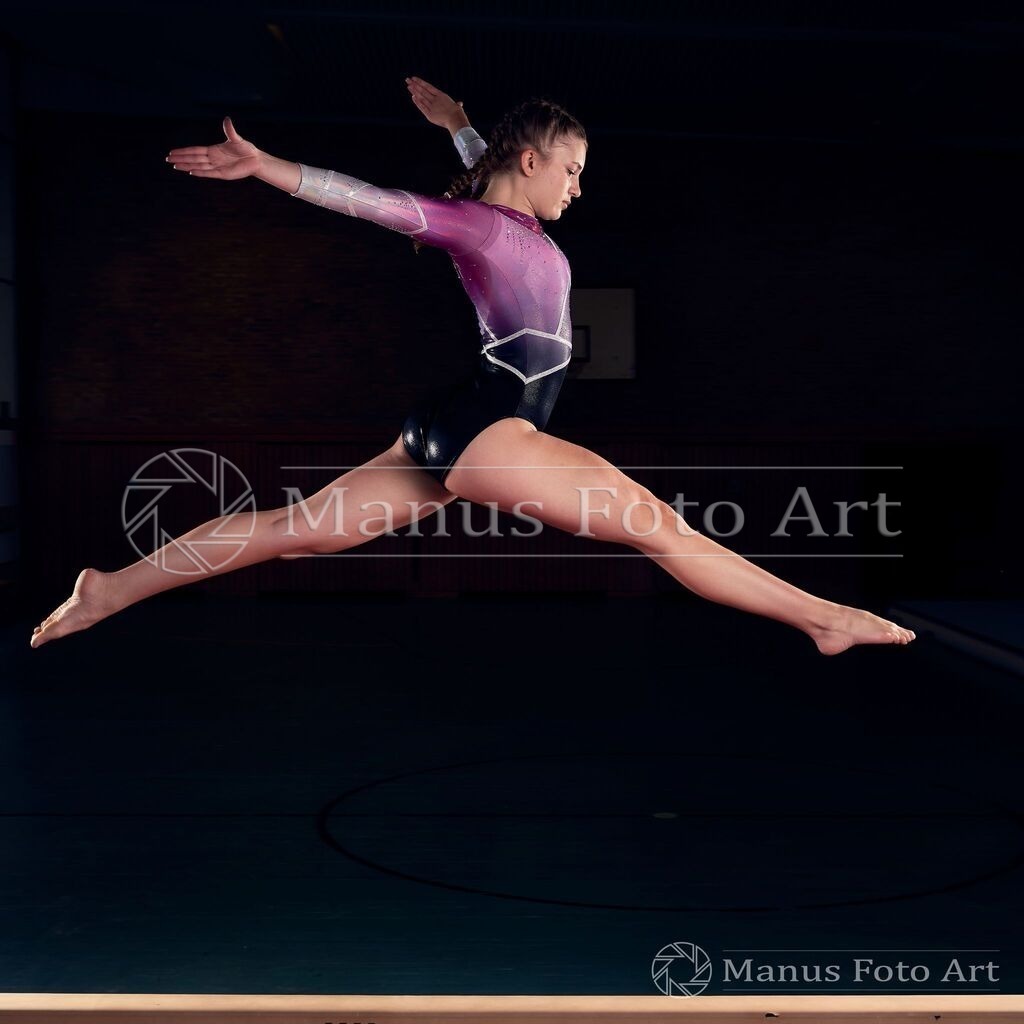 B-DSC00221 | Professionelle Sportfotografie in Hamburg, Schleswig-Holstein und Niedersachsen – spezialisiert auf Rhönrad, Geräteturnen, Leistungsturnen und rhythmische Sportgymnastik. Bundesweite Begleitung von Rhönrad-Events. Jetzt Sport-Fotos - Realisiert mit Pictrs.com