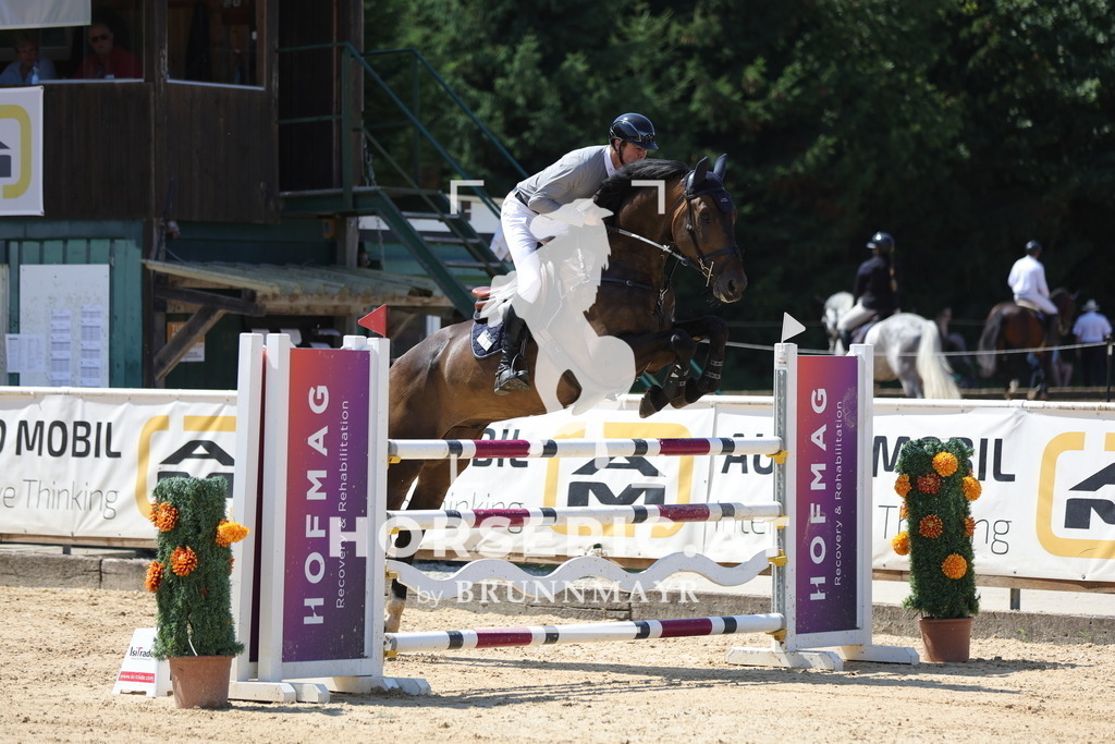 0P6A6833 | Willkommen bei Brunnmayr - Design & Fotografie – Ihrem Spezialisten für Reitturniere und Pferdeveranstaltungen in Oberösterreich, Salzburg und Bayern! Seit über 17 Jahren sind wir leidenschaftlich dabei.