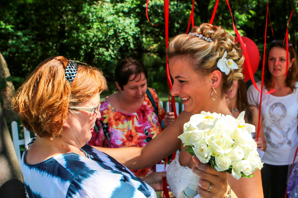 top-top.de Hochzeiten180 | Foto, Video, Fotografie, Videografie, Fotobox, DJ, Discjockey, Musik, Musikbox, Veranstaltung, Photobooth, Amazon, Ebay, Buchtipp, Bestseller, Autor, Verlag, Buch, Wesel, Hamminkeln, NRW, Dinslaken, Rees, Drohne, Hochzeit, Party, Fotobox, Wesel, Fotograf