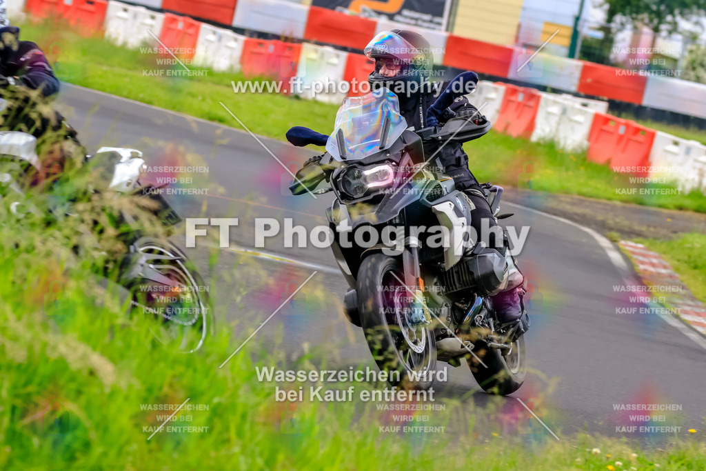 VBK-6847 | Hier findet Ihr Bilder von Touristenfahrten auf der Nürburgring Nordschleife oder von anderen Veranstaltungen die ich besucht habe. Viel Spass beim Durch Schauen 