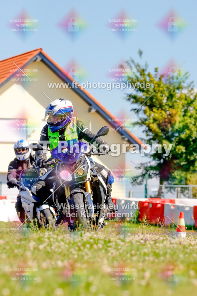 _MOT9201 | Hier findet Ihr Bilder von Touristenfahrten auf der Nürburgring Nordschleife oder von anderen Veranstaltungen die ich besucht habe. Viel Spass beim Durch Schauen 