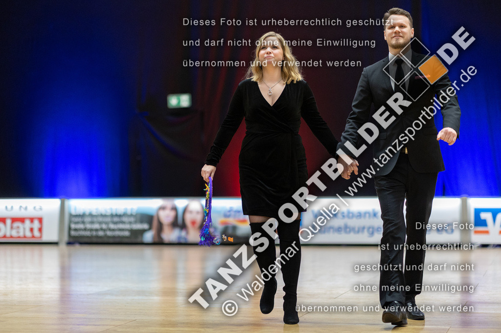 20230114-11679 | Hier finden Sie Tanz Bilder vom Latein und Standard Formationen tanzen. Sportbilder vom Tanzsport. Schöne Fotos und von Weltmeisterschaft, Europameisterschaft, Bundesliga, Regionalliga, Oberliga und Landesliga sowie von GOC Stuttgart, DanceComp, WM Bremen