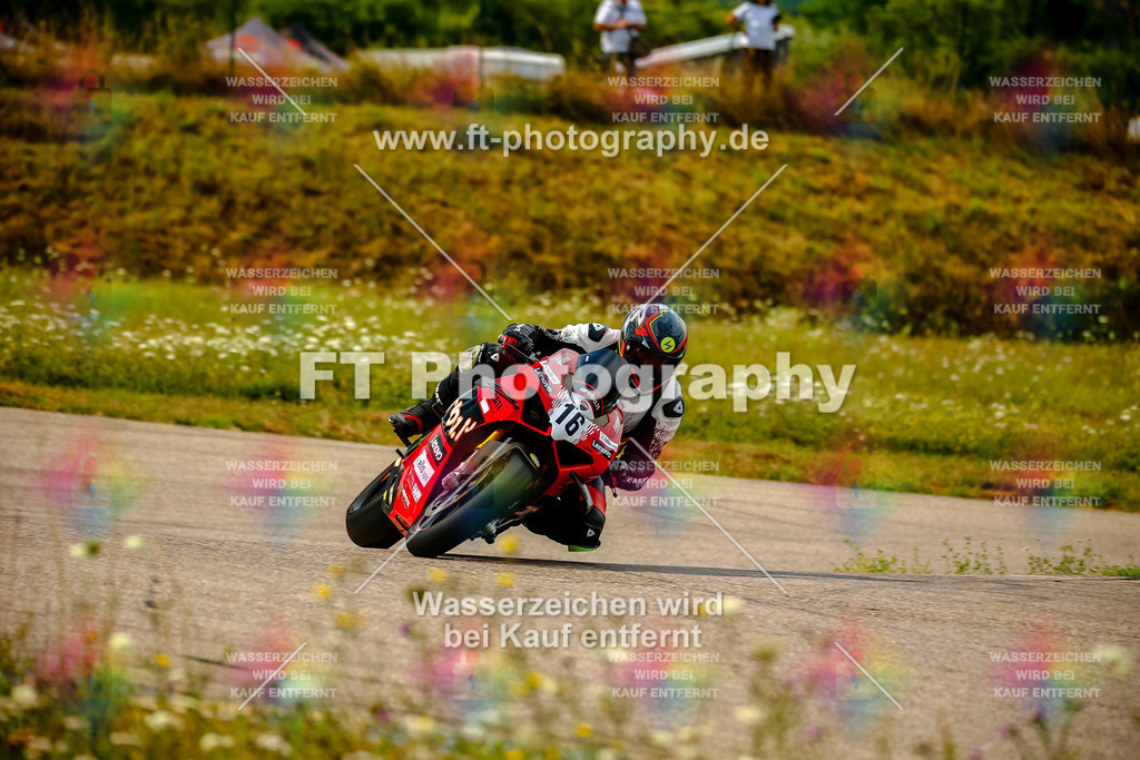 Chambley Juli-0549 | Hier findet Ihr Bilder von Touristenfahrten auf der Nürburgring Nordschleife oder von anderen Veranstaltungen die ich besucht habe. Viel Spass beim Durch Schauen 