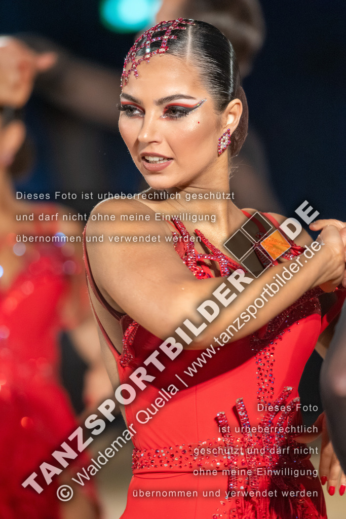 20260321-13122 | Hier finden Sie Tanz Bilder vom Latein und Standard Formationen tanzen. Sportbilder vom Tanzsport. Schöne Fotos und von Weltmeisterschaft, Europameisterschaft, Bundesliga, Regionalliga, Oberliga und Landesliga sowie von GOC Stuttgart, DanceComp, WM Bremen
