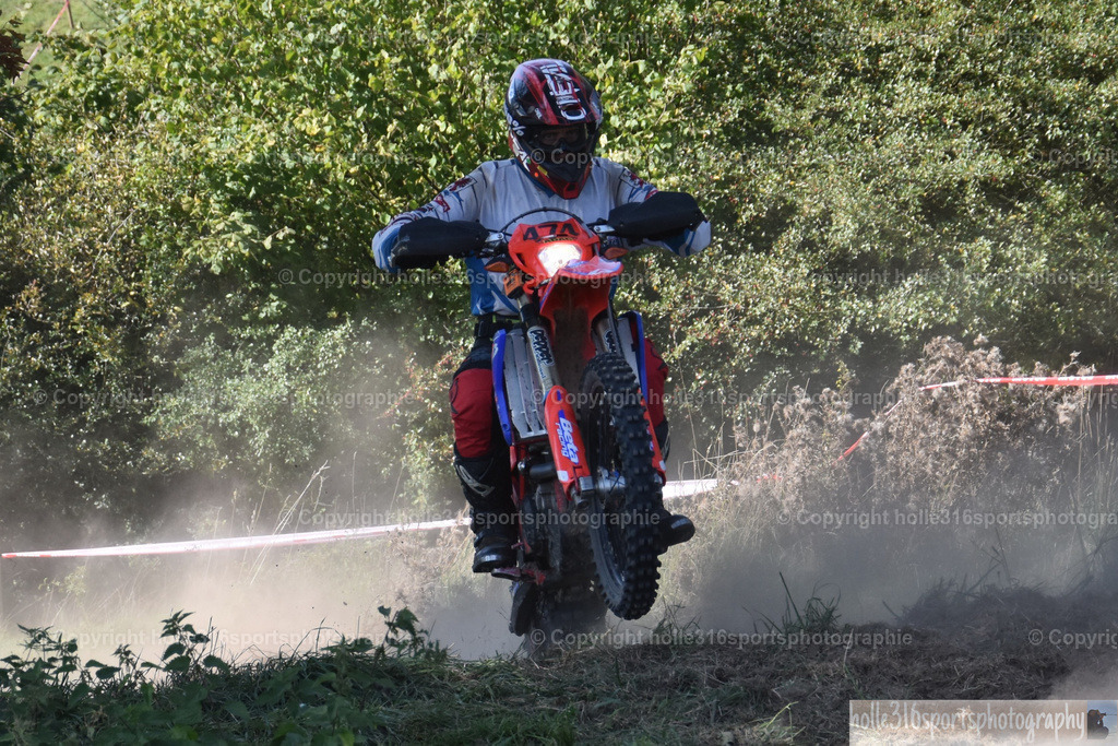 DSC_0114 | Sportfotografie , Motorsport, Motoross, Reitsport, Mointainbike, Enduro,
Landschaft , Outdoor, Eventfotografie, Landschaft, Bilder online bestellen - Realisiert mit Pictrs.com