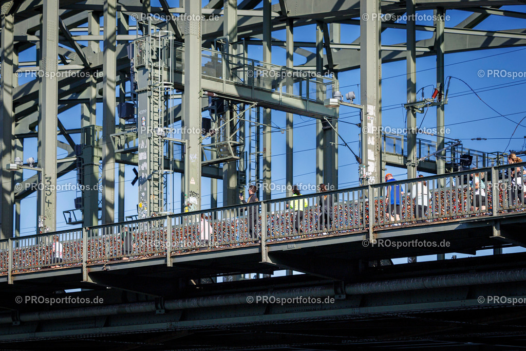 Brückenlauf Halbmarathon des ASV Köln; Köln, 14.09.25 | Impressionen vom Brückenlauf Halbmarathon des ASV Köln am 14.09.25 in Köln (Deutschland). Foto: BEAUTIFUL SPORTS/Bernd Hoffmann