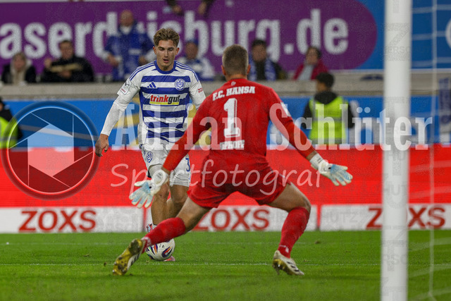 MSV Duisburg vs FC Hansa Rostock - 3. Liga | Duisburg, Deutschland, 03.10.25:   Patrick Sussek (MSV Duisburg) erzielt das Tor zum 1:0 waehrend des Spiels der 3. Liga MSV Duisburg vs FC Hansa Rostock in der schauinsland-reisen-arena(Foto von Brauer-Fotoagentur / Adrian Schlueter)