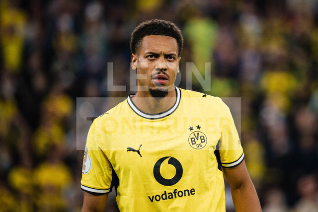 DFB-Pokal: HEBC - Borussia Dortmund, 01.09.2026 | Felix Nmecha (Borussia Dortmund, 8); Fußball, DFB-Pokal, 1. Runde: HEBC vs. Borussia Dortmund am 01.09.2026 im Volksparkstadion, HamburgDFB REGULATIONS PROHIBIT ANY USE OF PHOTOGRAPHS AS IMAGE SEQUENCES AND/OR QUASI-VIDEO. - Realisiert mit Pictrs.com