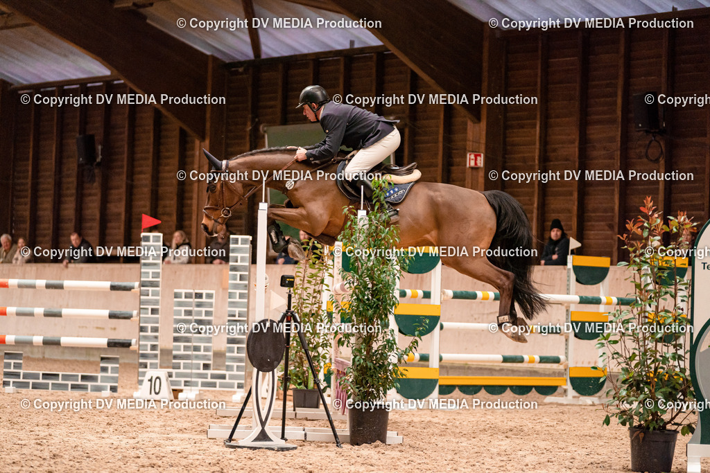 Springen Tag 3-309 | dv-media-shop - Realisiert mit Pictrs.com