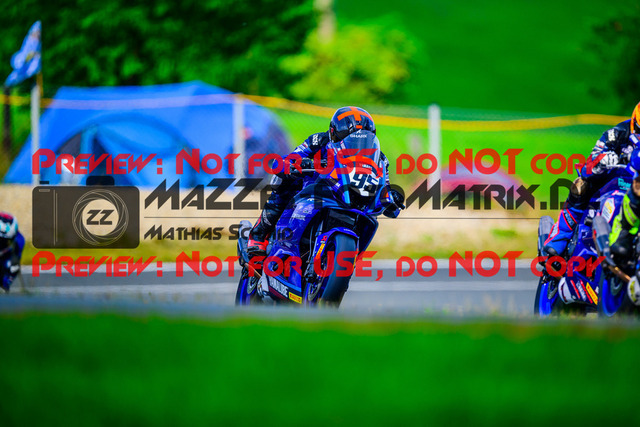 MaZZes_FotoMatrix_240728_6007705_3002 | R7