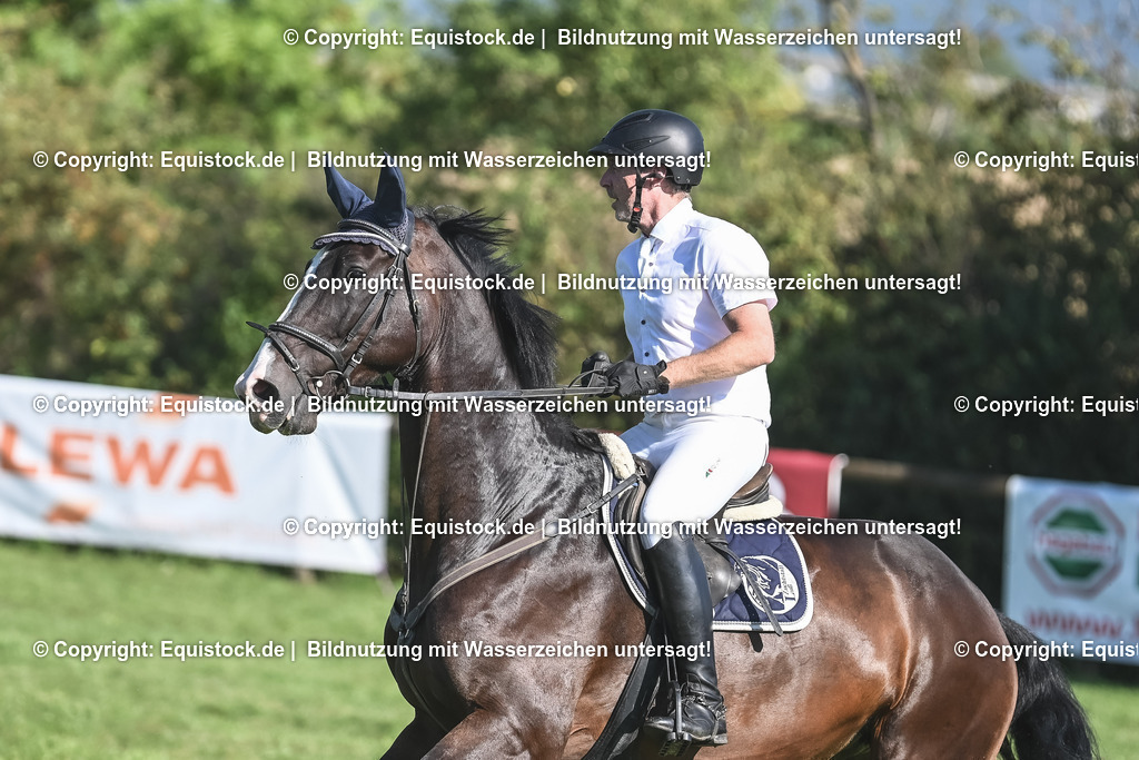 20230908_24_Springen_M_0002 | equistock
