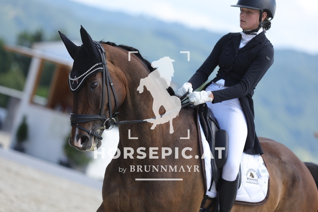 0P6A1603 | Willkommen bei Brunnmayr - Design & Fotografie – Ihrem Spezialisten für Reitturniere und Pferdeveranstaltungen in Oberösterreich, Salzburg und Bayern! Seit über 17 Jahren sind wir leidenschaftlich dabei.