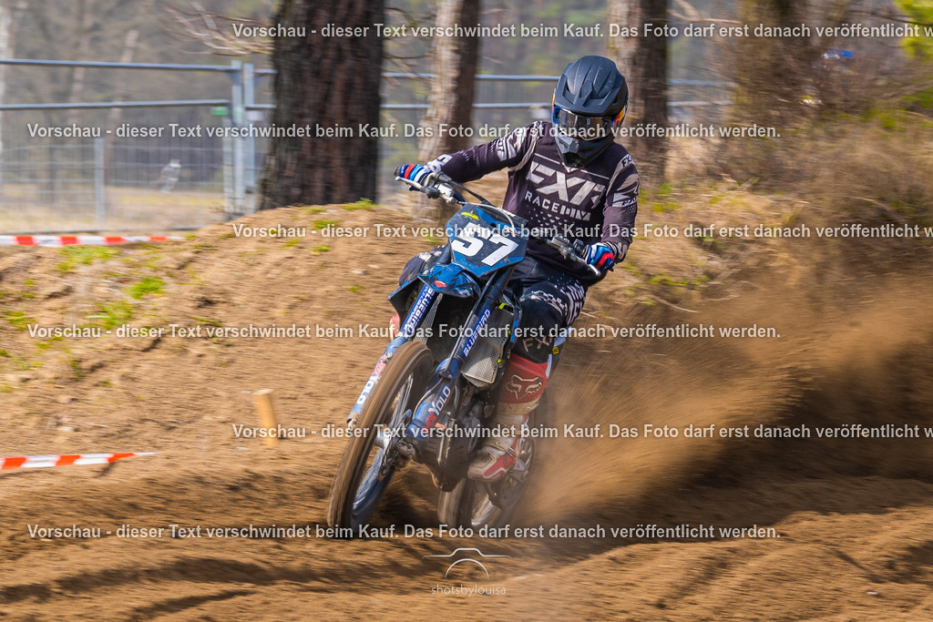 25_03_23_Hänchen_MX2-7765 | Sportfotografin aus Berlin-Brandenburg mit Fokus auf Motocross. Ich halte deine sportliche Leistung und echte Emotionen auf und neben der Strecke professionell fest. Entdecke die Fotos von deinem Rennen und bestelle sie direkt hier im Shop.