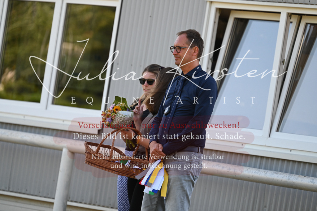 DSC_1766 | Pferde- und Turnierfotografie in Westsachsen. Pferdeportraits, Auftragszeichnungen und intuitive Kunst.