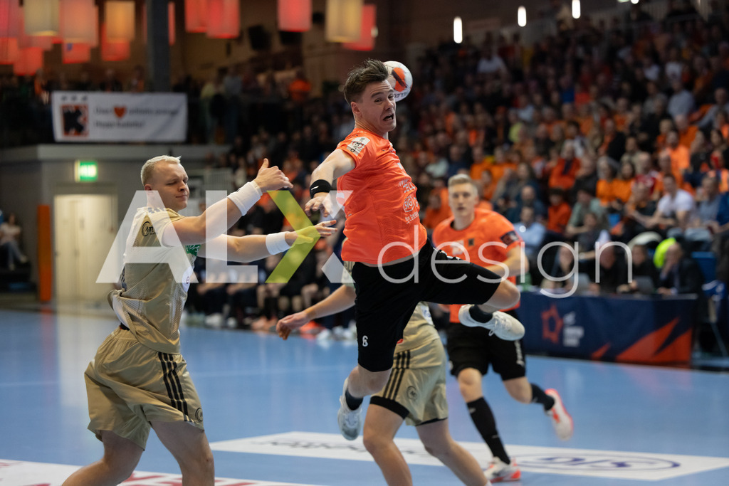 Handball I Herren I Saison 2025-2026 I EHF EUROPEAN LEAGUE 2025/26 | Men I Main Round I 2. Spieltag I Kadetten Schaffhausen - TSV Hannover-Burgdorf I 24.02.2026 | 6 Odinn Rikhardsson (IS) (Kadetten Schaffhausen) – Flügel rechts - Realisiert mit Pictrs.com
