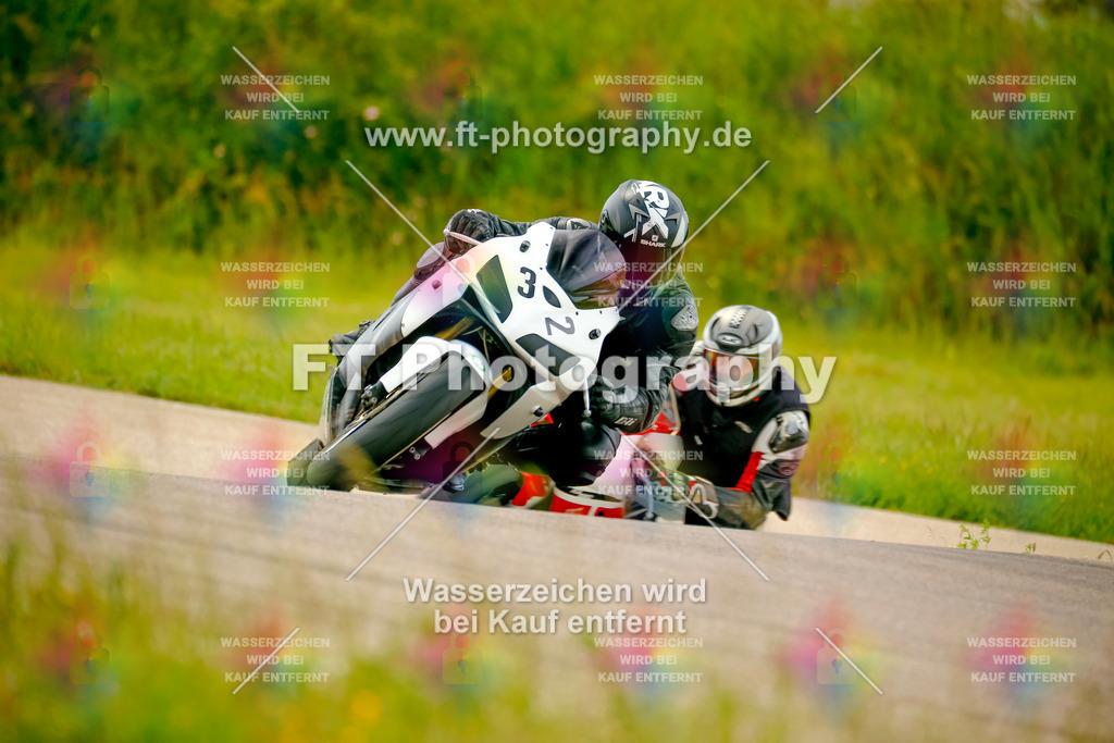 _MOT1192 | Hier findet Ihr Bilder von Touristenfahrten auf der Nürburgring Nordschleife oder von anderen Veranstaltungen die ich besucht habe. Viel Spass beim Durch Schauen 