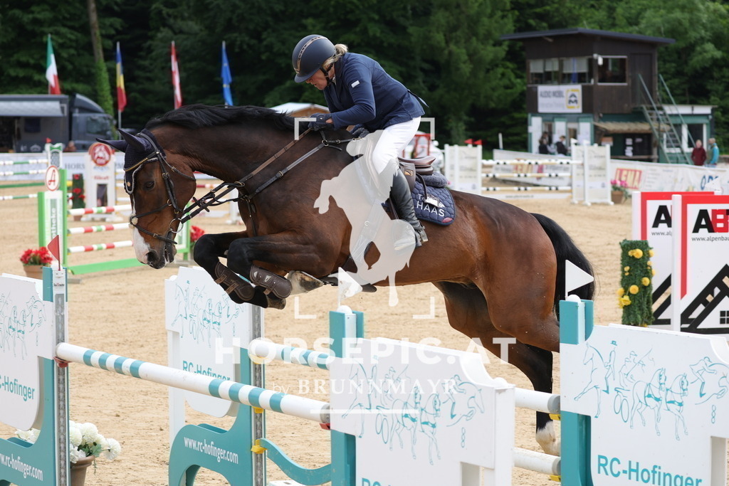 0P6A5305 | Willkommen bei Brunnmayr - Design & Fotografie – Ihrem Spezialisten für Reitturniere und Pferdeveranstaltungen in Oberösterreich, Salzburg und Bayern! Seit über 17 Jahren sind wir leidenschaftlich dabei.
