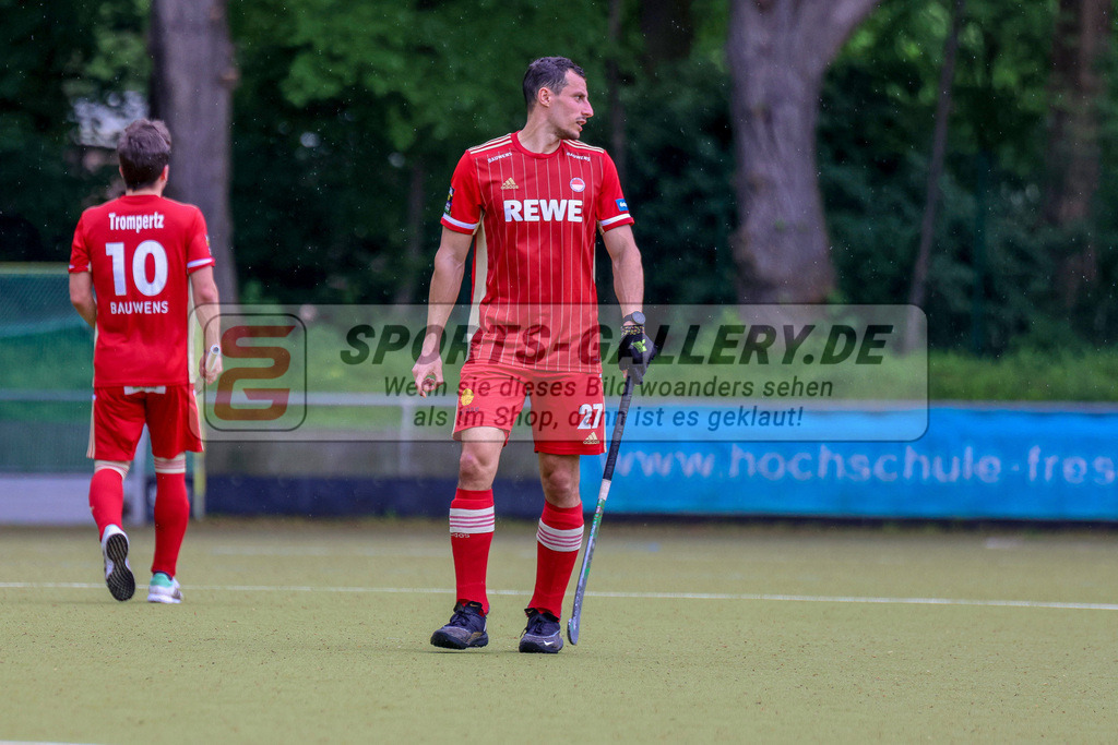 MJ_2023-05-07 - M - RWK - UHC-25 | Timur Oruz (Rot-Weiss Köln #27), Rot-Weiss Köln - UHC Hamburg am 7.5.2023 im KTHC Hockeypark, Köln
