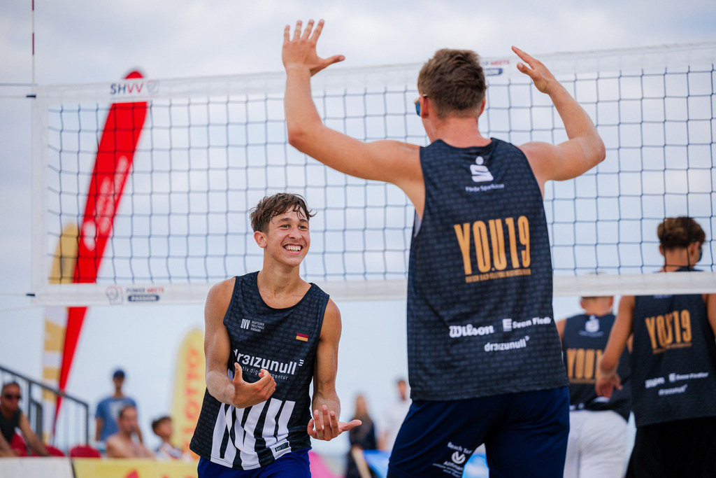 Beachvolleyball I Saison 2026 I Deutsche Meisterschaft U19 I 3. Tag | Jasper Lorenz Fotografie - Realisiert mit Pictrs.com