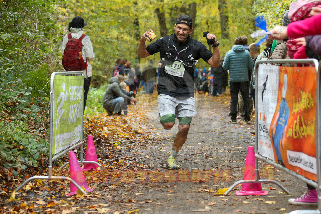 251026_1253_EX1_1755 | Sportfotografie im Rhein-Sieg Kreis, Köln, Bonn, NRW, Rheinland Pfalz, Hessen, etc. Unser Tätigkeitsfeld umfasst den Laufsport vom Volkslauf über den Marathon, Duathlon, Triathon bis zum Ultralauf wie Kölnpfad Ultra oder Schindertrail.
