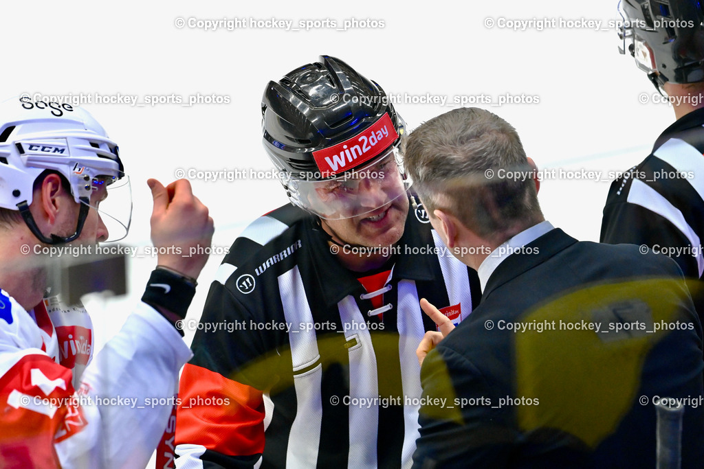 EC IDM Wärmepumpen VSV vs. EC KAC 10.12.202 | SMETANA LADISLAV Referee, Headcoach EC KAC FUREY KIRK