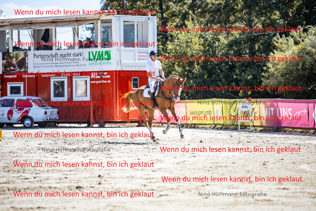 BK1A5441 | Turnierbilder Turnierfotos Nina Hüffmann Turnierfotografie Pferdefotografie Tierzeichnung Haustierzeichnung Pferdezeichnung Hundezeichnung Videograf  - Realisiert mit Pictrs.com