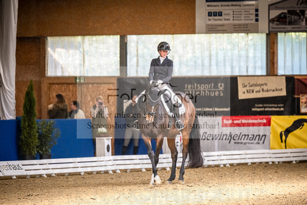 DOS_1656 | Entdecke hochwertige Reitturnierfotos von Foto Oger. Professionell, emotional und authentisch – jetzt Lieblingsmomente im Shop bestellen.Deutschlandweite Turnierfotografie. - Realisiert mit Pictrs.com