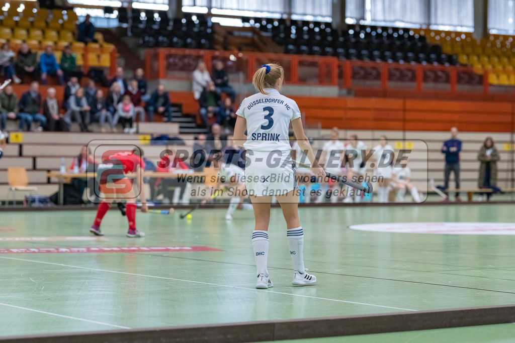 HK_20221126_101679 | 1. Bundesliga ( Halle ) Damen Crefelder HTC - Düsseldorfer HC am 27.11.2022 Crefelder HTC, Krefeld , Annika Sprink ( Düsseldorfer HC #3 )