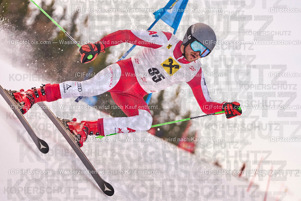 ALP1224_MastersCup-RTL-II_LKHF_Riesenhuber Florian | NÖ Raiffeisen MastersCup, Jugend - Damen - Herren, Riesentorlauf-Rennen 2 auf der Fuchswaldpiste in Lackenhof am Ötscher, durchführender Verein: Schiklub Lackenhof, So 9. Februar 2025.