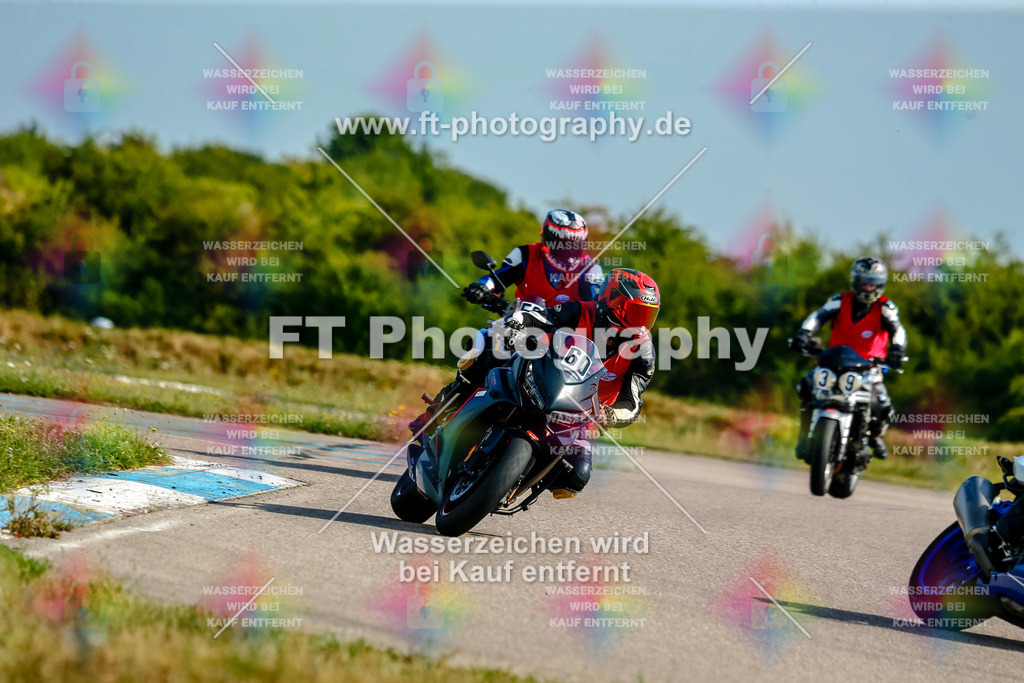Chambley Juli-0530 | Hier findet Ihr Bilder von Touristenfahrten auf der Nürburgring Nordschleife oder von anderen Veranstaltungen die ich besucht habe. Viel Spass beim Durch Schauen 