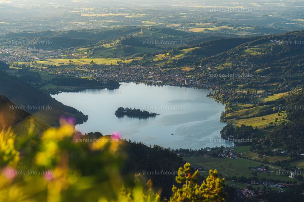 Schliersee in der Goldenen Stunde | Schliersee in der Goldenen Stunde - Realisiert mit Pictrs.com